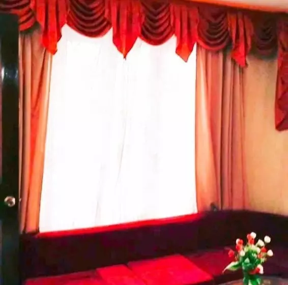 هتل Niladrii Palace