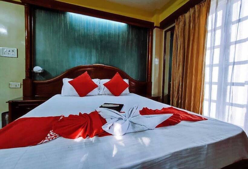 هتل Niladrii Palace