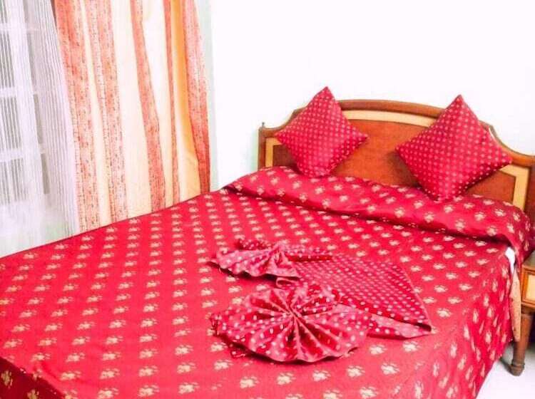 هتل Niladrii Palace