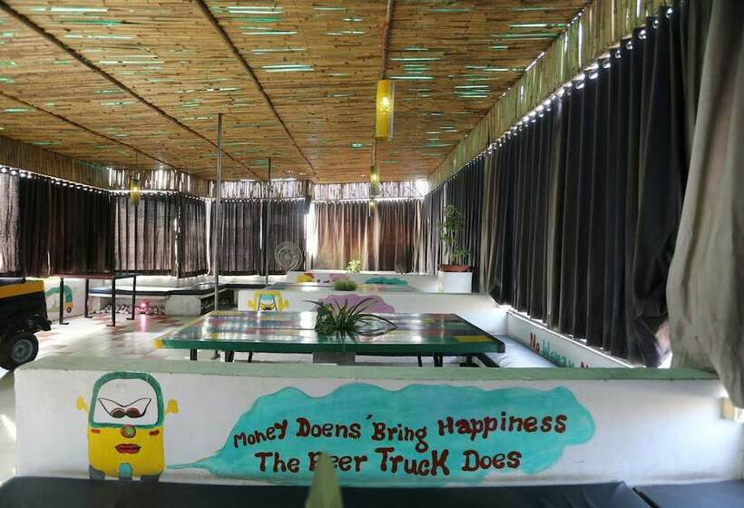 בית מלון כפרי Ratan Niwas