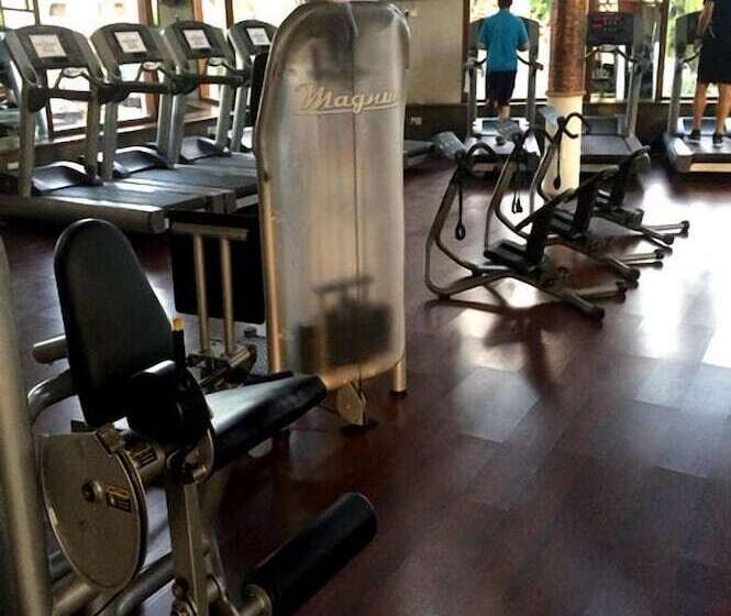 בית מלון כפרי Raybow International