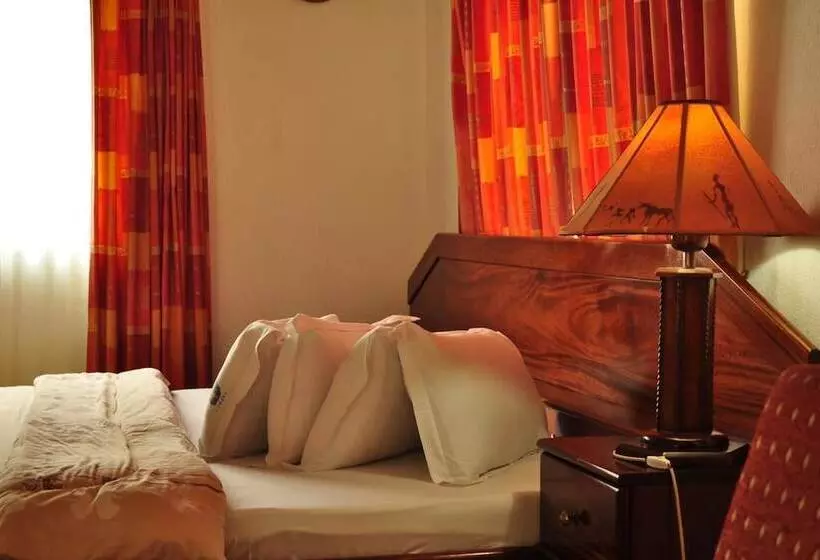 Hotelli Raybow International