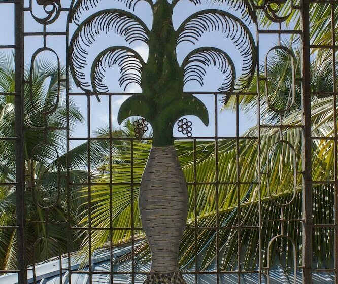 Rollanda Hotel Restaurant