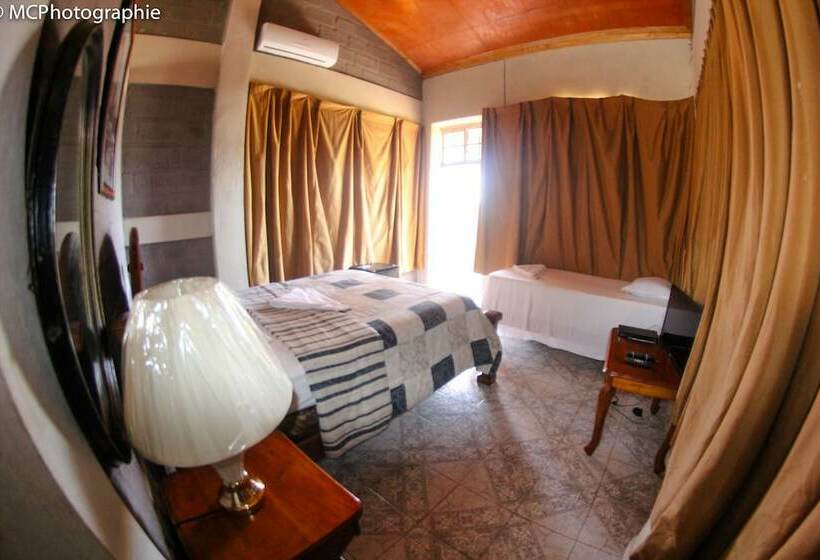 Rollanda Hotel Restaurant