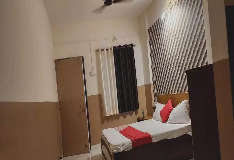 Hotelli Royal Lodging