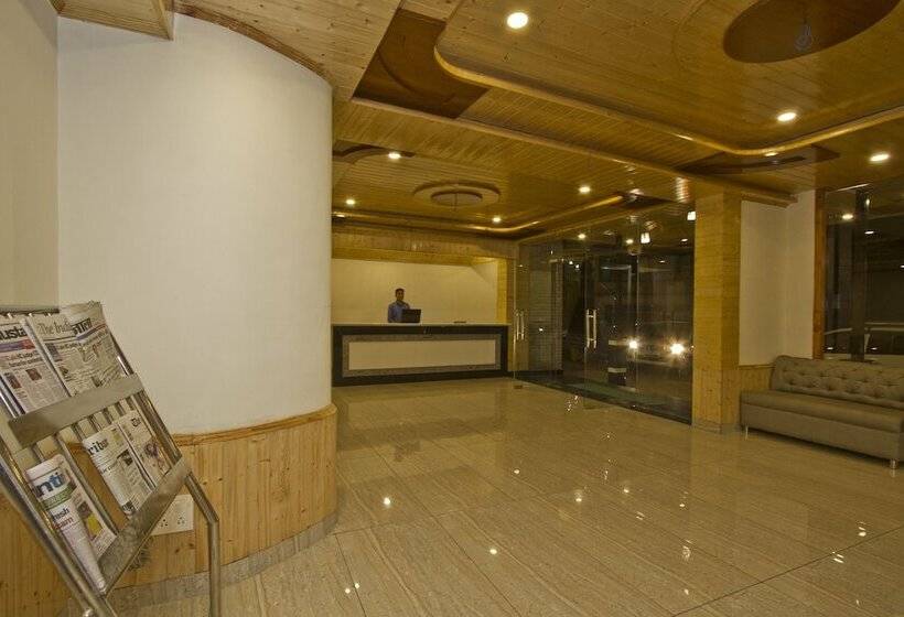 בית מלון כפרי Sarthak Regency By M K Hospitality,rangri, Manali,hp,just 1 Kms From Volvo Parking