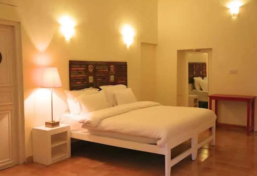 Hotelli Shantie Shakthi Vagator Resort With Swimming Pool