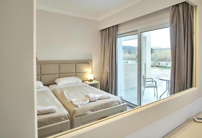 酒店 Sunny Corfu Apartments