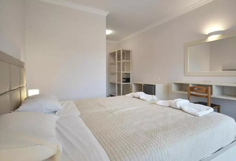 ホテル Sunny Corfu Apartments