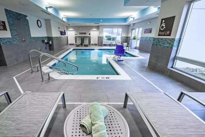 هتل Towneplace Suites By Marriott Toledo Oregon