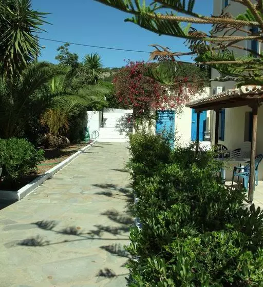 Lianos Hotel Apartments