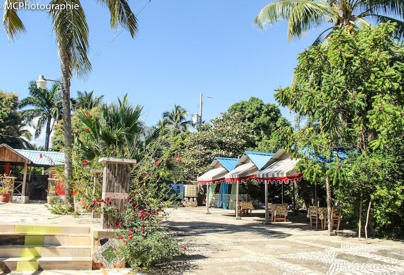 Rollanda Hotel Restaurant