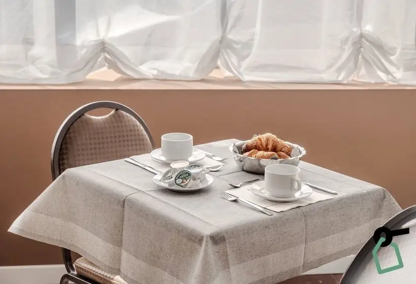 ホテル Hotiday Room Collection   Celle Ligure