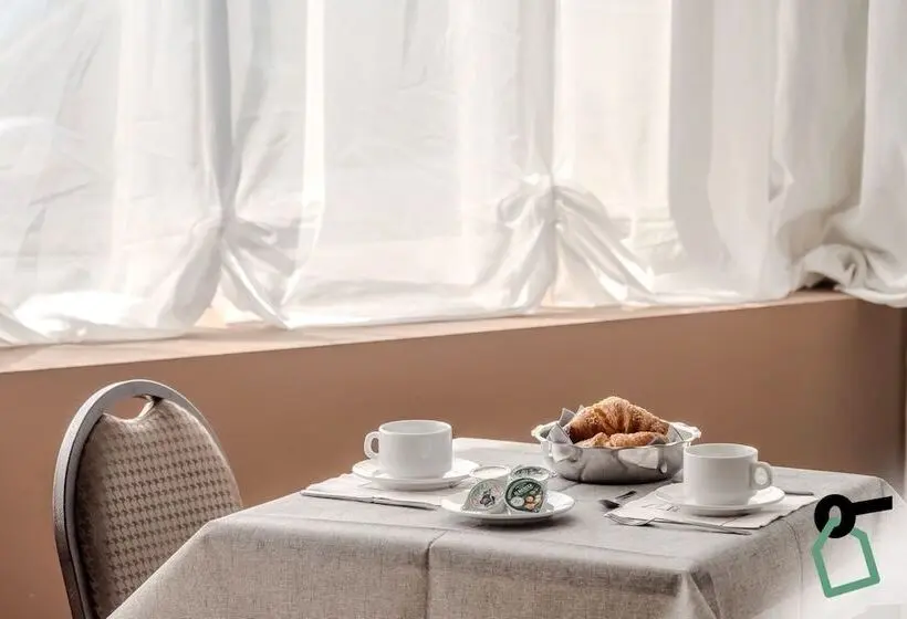 ホテル Hotiday Room Collection   Celle Ligure