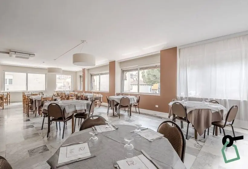 ホテル Hotiday Room Collection   Celle Ligure