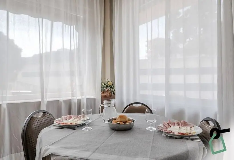 ホテル Hotiday Room Collection   Celle Ligure