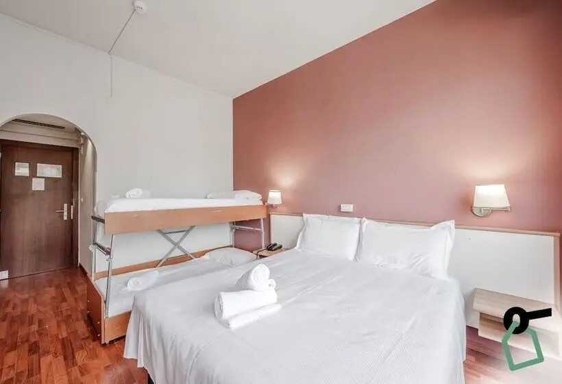 ホテル Hotiday Room Collection   Celle Ligure