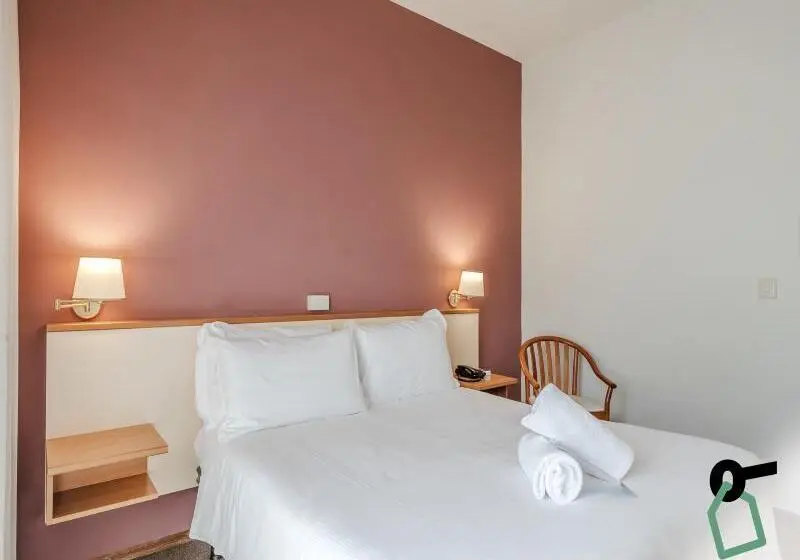 ホテル Hotiday Room Collection   Celle Ligure