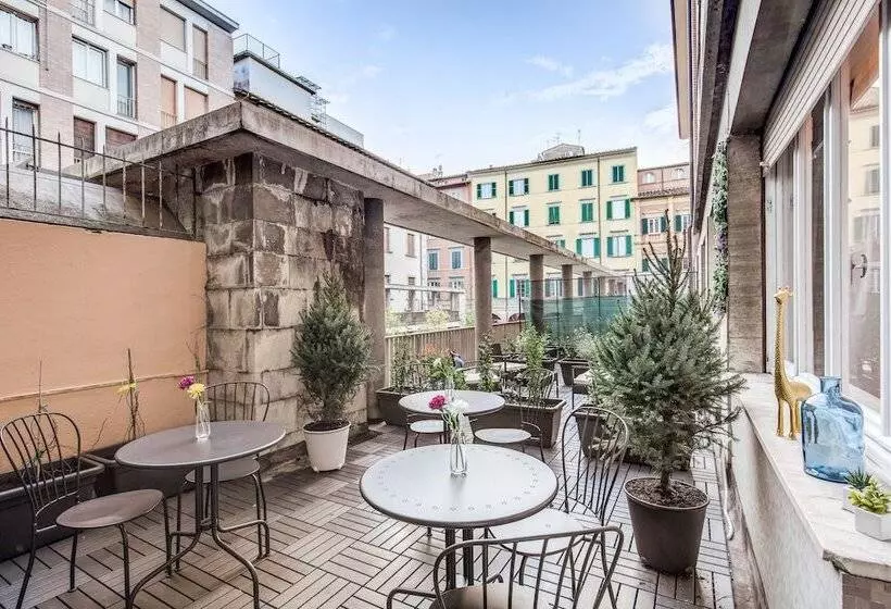 Hotel Aweshomeitaly  Hanging Gardens