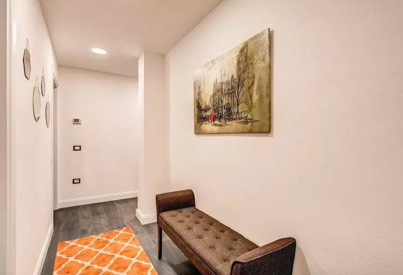 Hotel Aweshomeitaly  Hanging Gardens