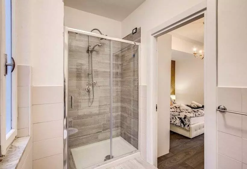 Hotel Aweshomeitaly  Hanging Gardens