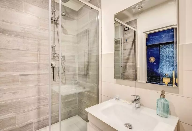 Hotel Aweshomeitaly  Hanging Gardens