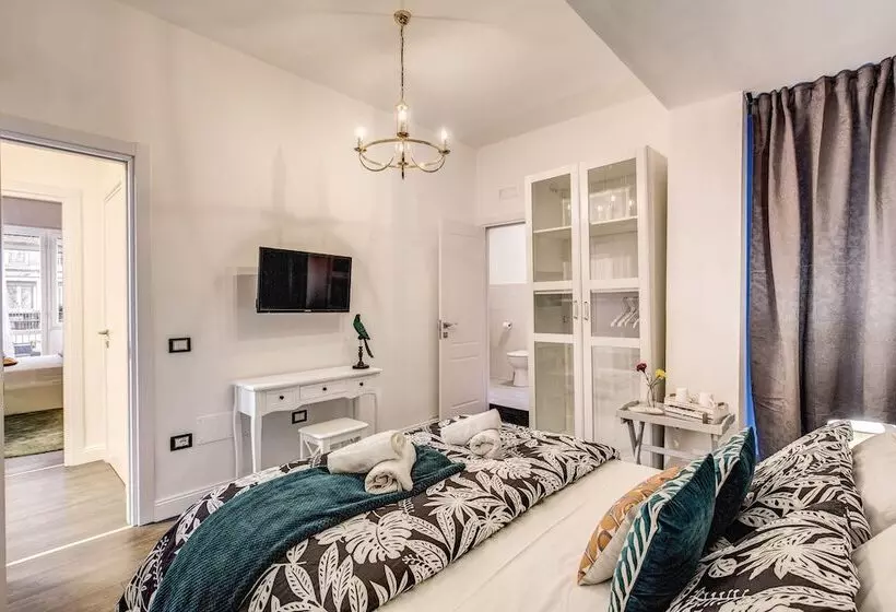 Hotel Aweshomeitaly  Hanging Gardens