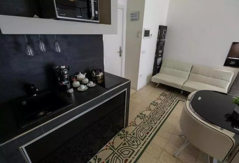 Hotelli Casa Manfredi   Manfredi Homes&villas