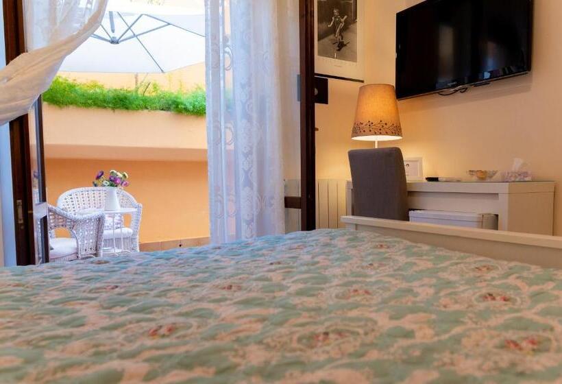 Отель B&b Le Sorelle