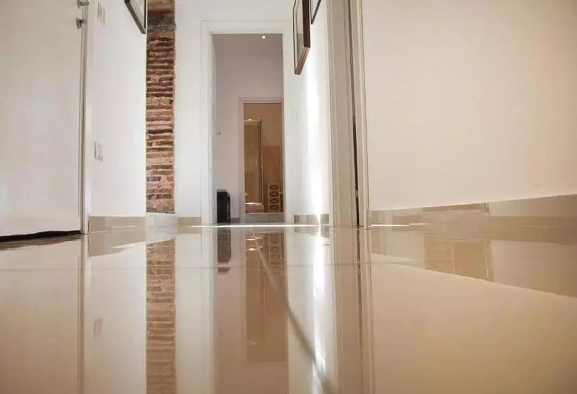 هتل Casa Alcalà Deluxe
