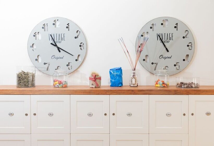 ホテル Dimora 16 Rooms & Garden