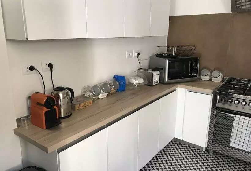 هتل Dimora 16 Rooms & Garden