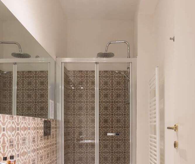 ホテル Dimora 16 Rooms & Garden