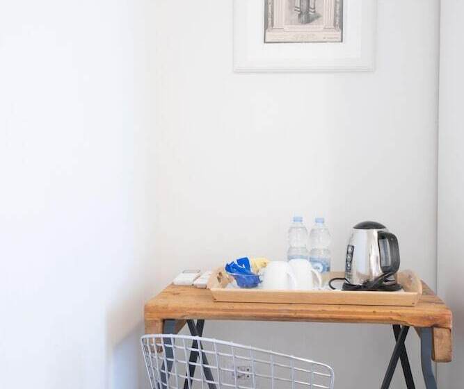 ホテル Dimora 16 Rooms & Garden