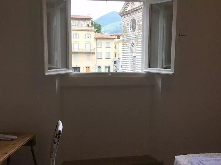 هتل Dimora 16 Rooms & Garden