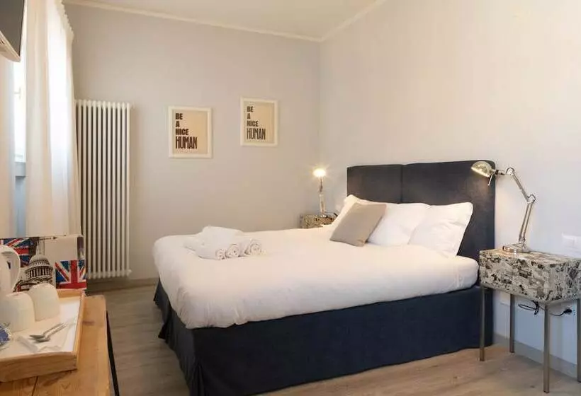 هتل Dimora 16 Rooms & Garden