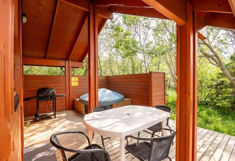 هتل Gladheimar Guest House