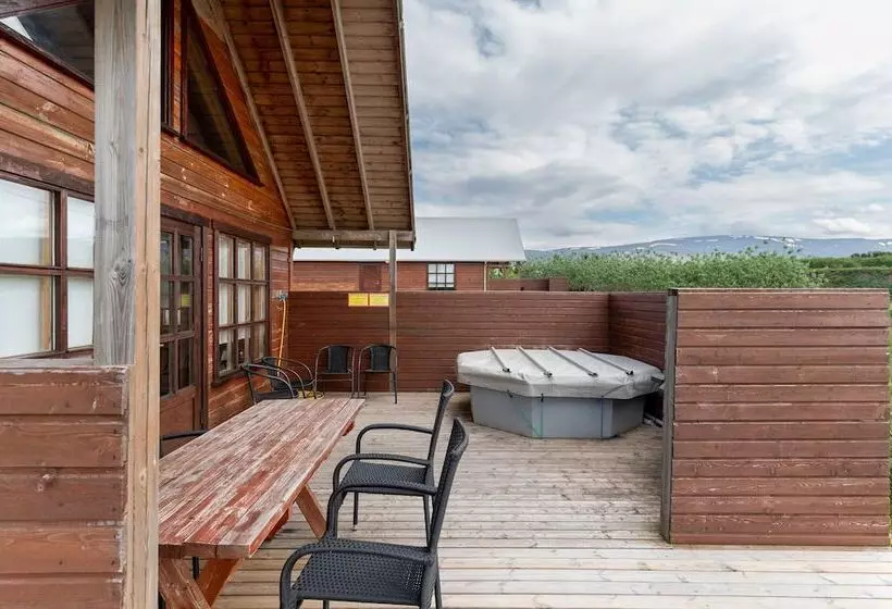 هتل Gladheimar Guest House