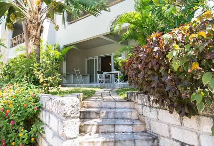 هتل Kobe Suite Resort