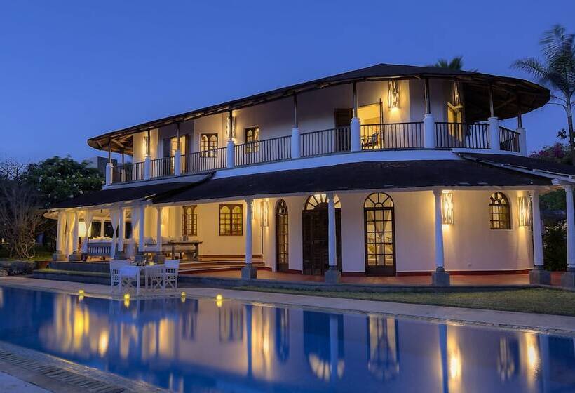 هتل Kobe Suite Resort