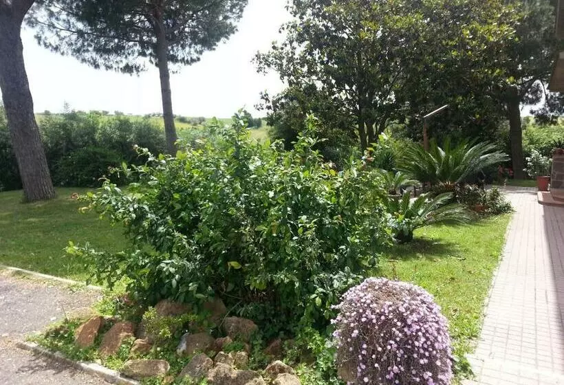 Hotelli La Finestra Sul Cortile