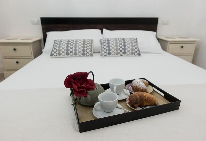 هتل La Residenza Sul Largo