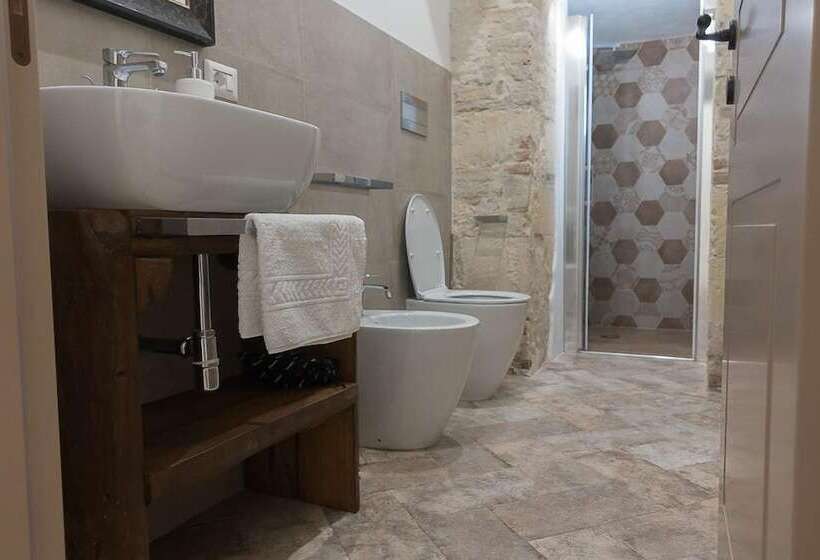 هتل La Residenza Sul Largo