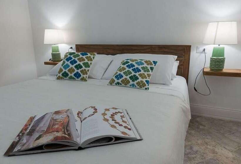 هتل La Residenza Sul Largo