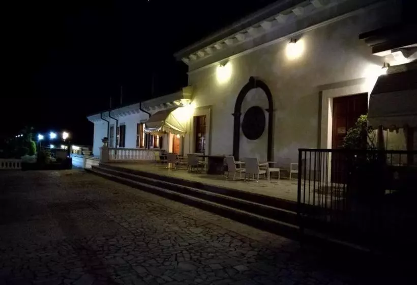 Hotelli La Tenuta Di Bacco