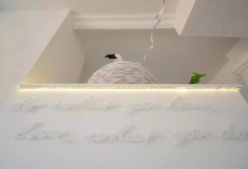 هتل L'isola Di Gaia