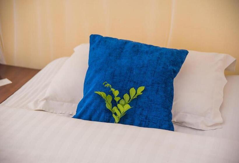 هتل Nyali Beach Holiday Resort