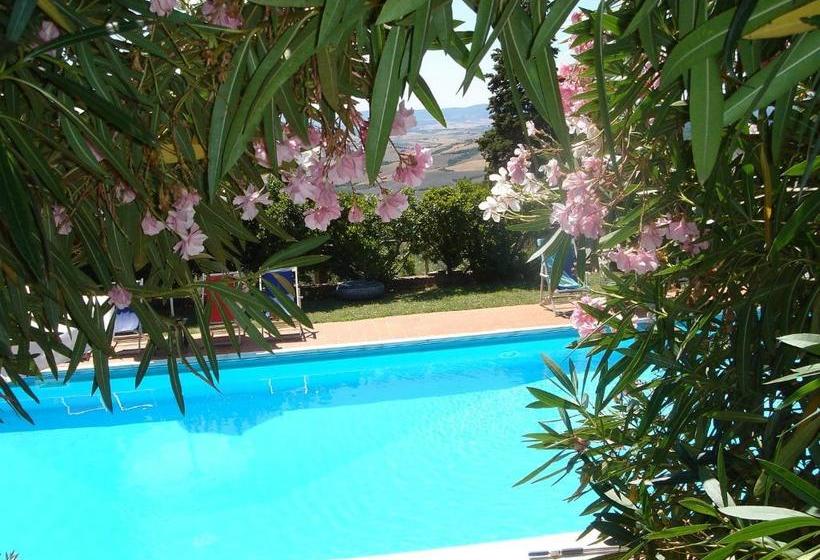 בית מלון כפרי Podere Le Monache