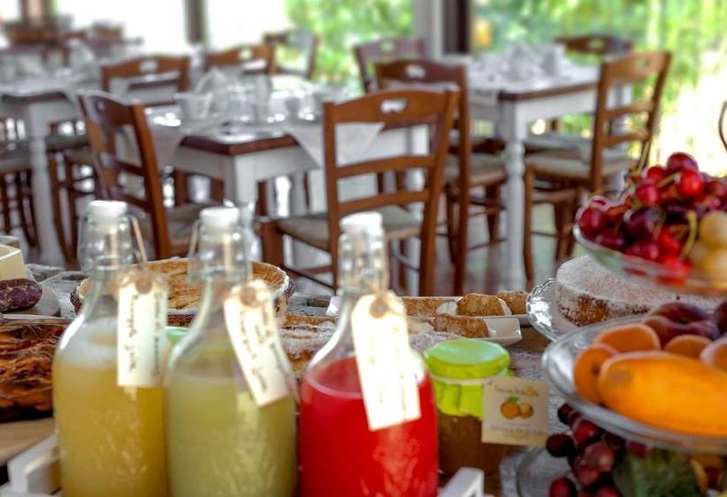 فندق Relais Villa Del Monte