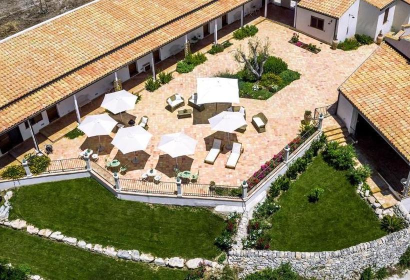 فندق Relais Villa Del Monte